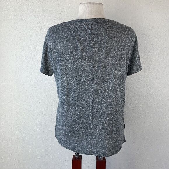 Old Navy Boyfriend V-Neck T-Shirt Size S EUC - Picture 4 of 6